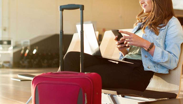 minimo-indispensabile gestire i bagagli in viaggio con il mal di schiena